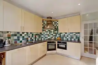 44 West Avenue, photo 4