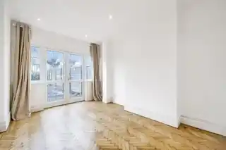 44A Mayow Road, photo 3