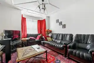 44B Chaplin Road, photo 3