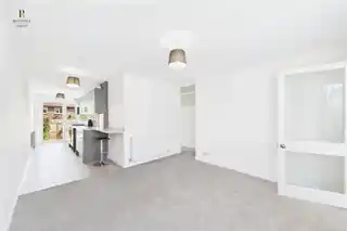 45 Apeldoorn Drive, photo 2