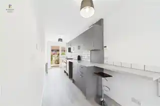 45 Apeldoorn Drive, photo 3