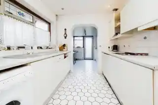 45 Avon Road, photo 4