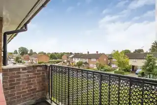 45 Ellenborough Road, photo 3