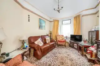 45 Ewhurst Road, photo 4