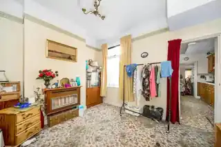45 Ewhurst Road, photo 2