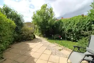 45 Hooks Hall Drive, photo 4