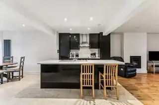 45 Marlborough Road, photo 2