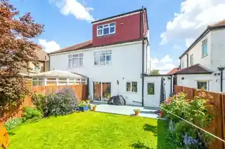 45 Milton Avenue, photo 3