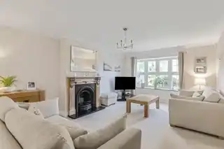 45 Monterey Close, photo 3