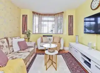 45 New Road, photo 3