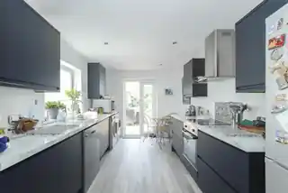 45 Otterfield Road, photo 2