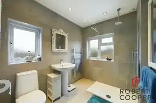 45 Wentworth Drive, photo 3