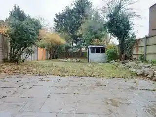 452 Upper Brentwood Road, photo 2