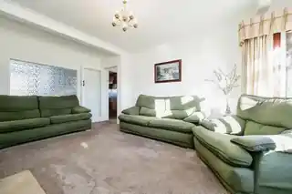 454 Chigwell Road, photo 4