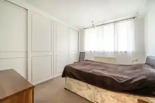 454 Longbridge Road, photo 4