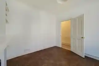 46 Aylesbury Road, photo 2