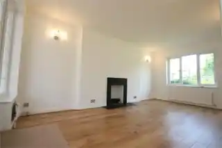 46 Cotswold Way, photo 4