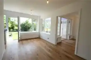 46 Cotswold Way, photo 3
