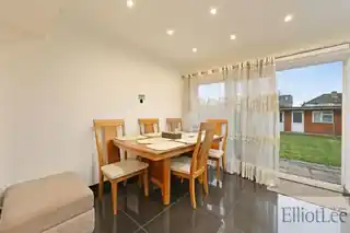 46 Daryngton Drive, photo 4