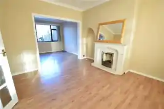 46 Freshwell Avenue, photo 3