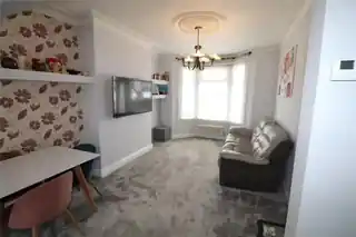 46 Gordon Road, photo 2