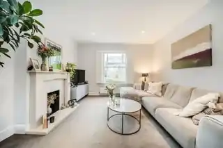 46 Haldane Road, photo 2