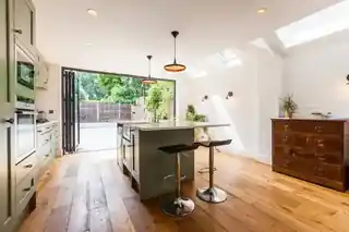 46 Holmewood Road, photo 3