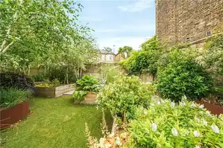 46 Jerningham Road, photo 4