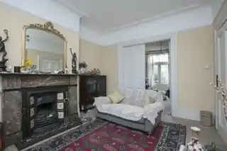 46 Knatchbull Road, photo 2
