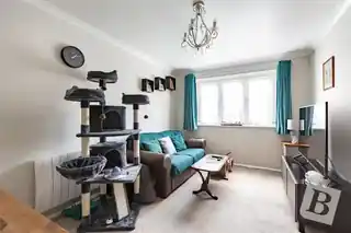 46 Latimer Drive, photo 4