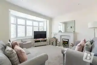 46 Meadowside Road, photo 2