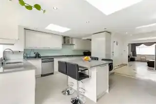 46 Mitchell Road, photo 2