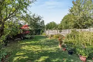 46 Mount Drive, photo 3