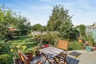 46 Mount Drive, photo 2