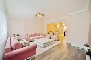 46 Northern Avenue, photo 4
