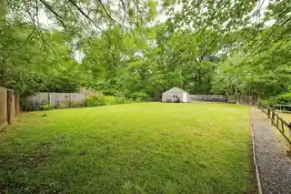 46 Petworth Gardens, photo 4