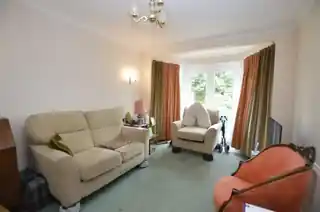 46 Redway Drive, photo 2