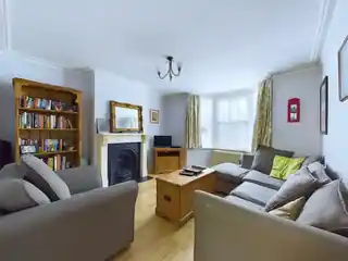 46 Sussex Road, photo 2