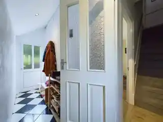 46 Sussex Road, photo 4