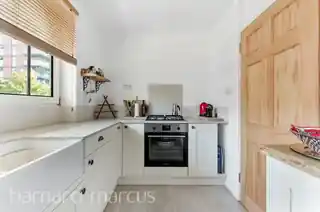46 Worfield Street, photo 4