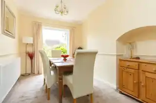 47 Barrington Road, photo 4
