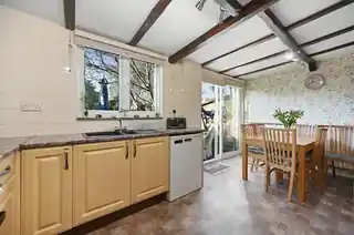 47 Bramblewood Close, photo 2