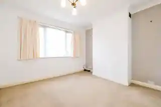 47 Carter Drive, photo 3