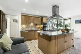 47 Chandos Avenue, photo 3