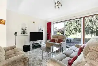 47 Chandos Avenue, photo 2
