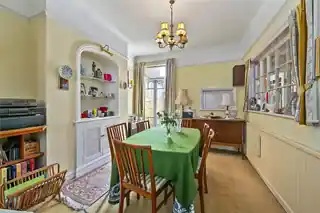 47 Defoe Avenue, photo 3