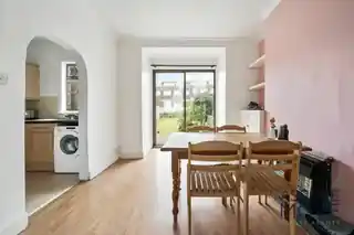 47 Dunbar Road, photo 3