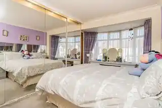 47 Glamis Crescent, photo 3