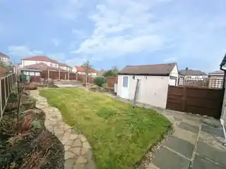 47 Heather Gardens, photo 2