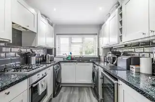 47 Lullington Road, photo 3